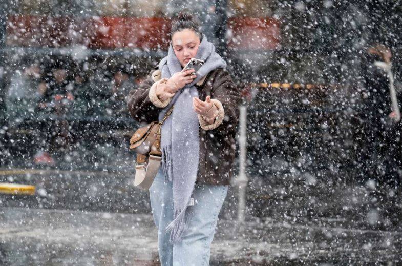 Meteoroloji alarm verdi: İstanbul ve 13 kent için sarı kodlu uyarı! Cuma yoğun kar geliyor 2